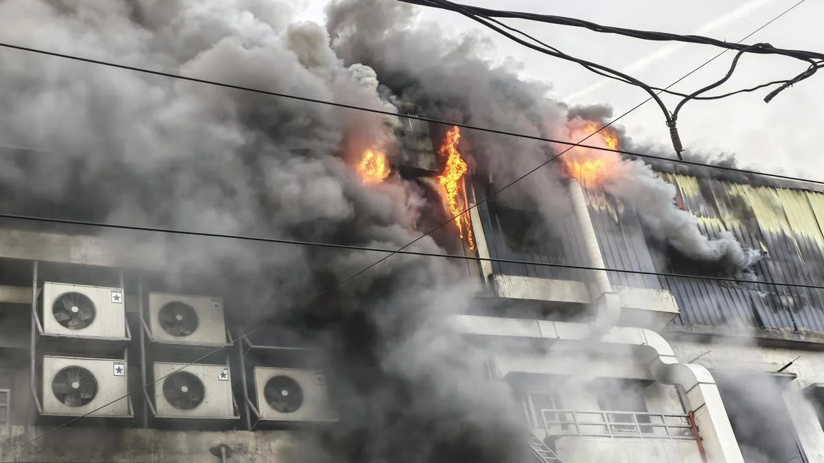 26 injured as fire breaks out at electric meter factory in Noida