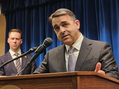  A chief judge warns Minnesota&rsquo;s top prosecutor and ICE: Obey court orders or face contempt