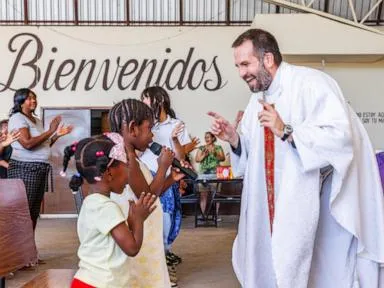  As border dynamics change, priest keeps ministering to migrants and deportees - TownLive News