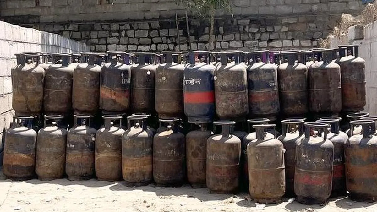 Association asks hoteliers to submit applications to authorised OMC dealers for commercial LPG