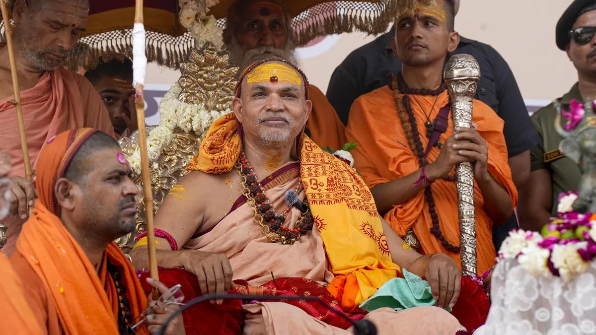 Avimukteshwaranand Saraswati announces 81-day march for cow protection