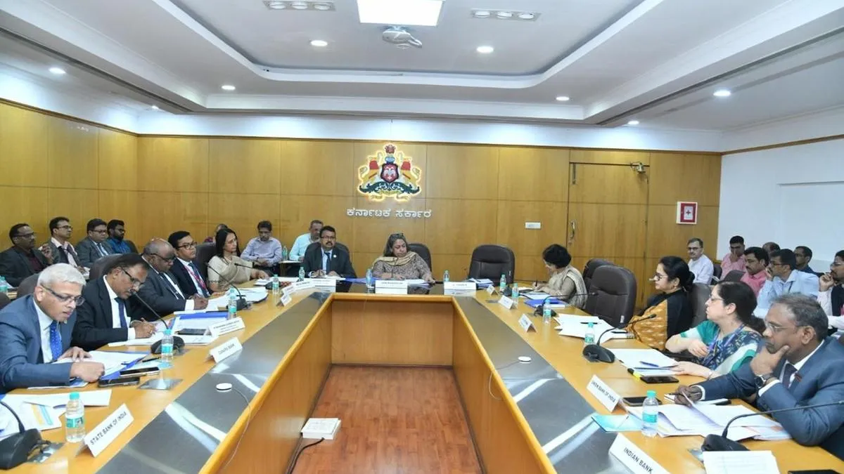 &lsquo;Bankers, govt departments should work in tandem to speed up developmental activities&rsquo; 