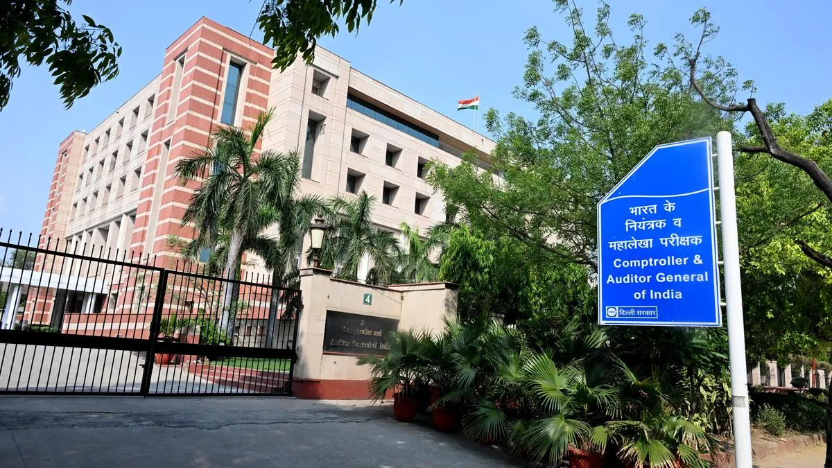 CAG flags gaps in Gujarat&rsquo;s financial oversight; ₹7,400 crore in UCs pending