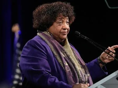  California launches probe after video shows petition gatherers offering money for signatures