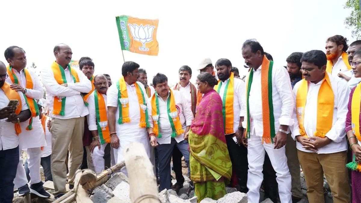 CM moving around with a crowbar in hand, says Ramchander Rao; BJP chief accuses govt. of violating court orders in Khammam demolition drive