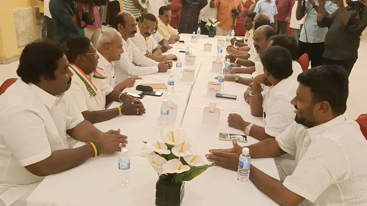 Congress, DMK seat sharing talks begin in Puducherry