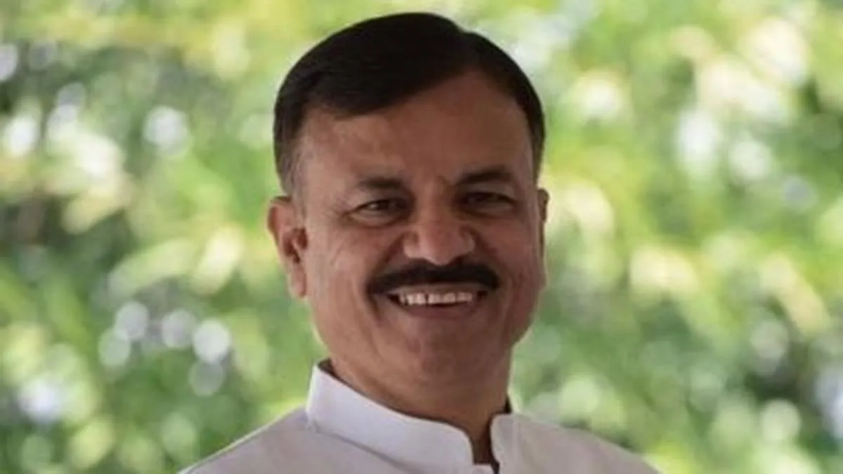 Court issues notice to Madhya Pradesh Minister over plea alleging insult to tricolour