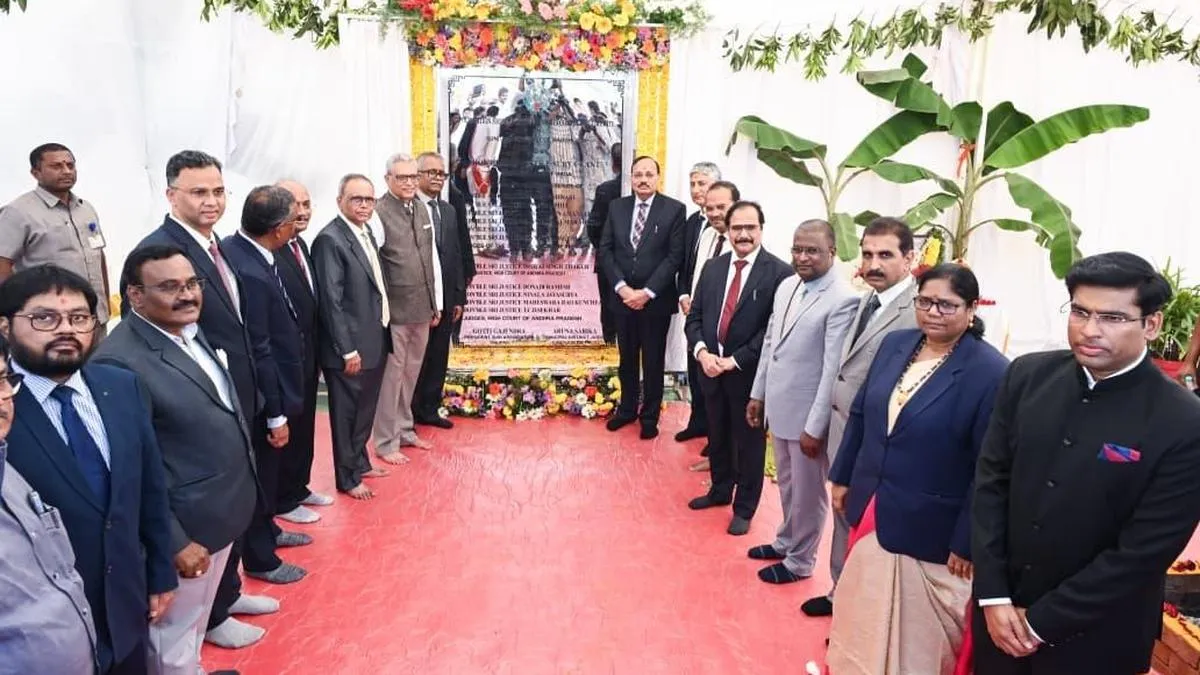 Courts must instil confidence in public on delivery of justice: CJI