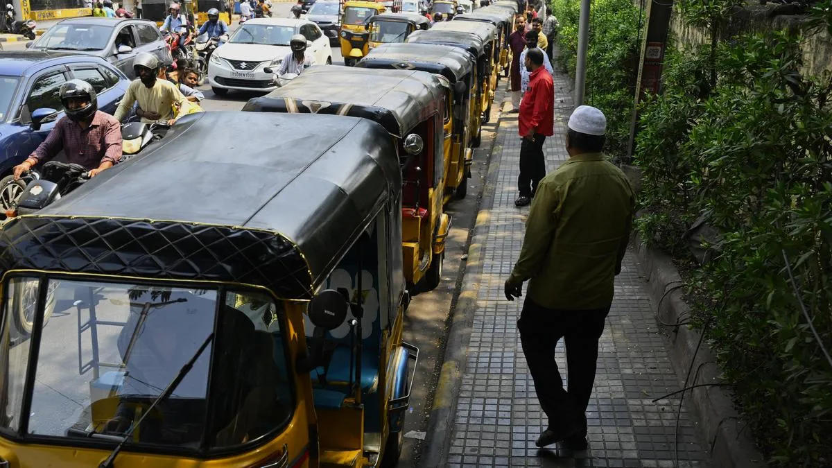 Daily deficit of 55 MTs auto LPG in Telangana; Uttam places three requests before Centre to safeguard drivers&rsquo; livelihoods