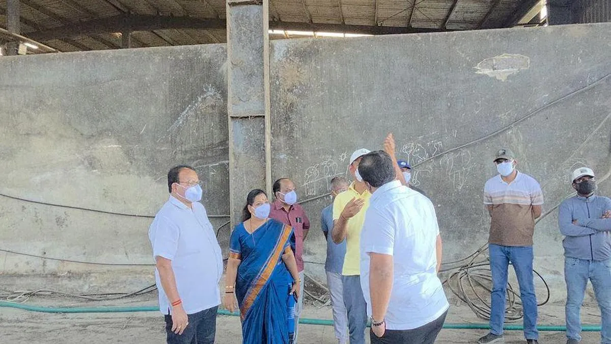 Fire at garbage dumping yard in Dharwad finally doused