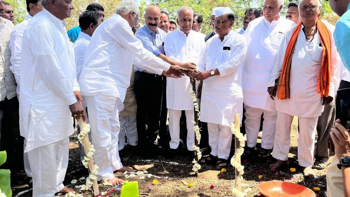 Govt. prioritises groundwater recharge and irrigation projects to strengthen agricultural sector: Boseraju