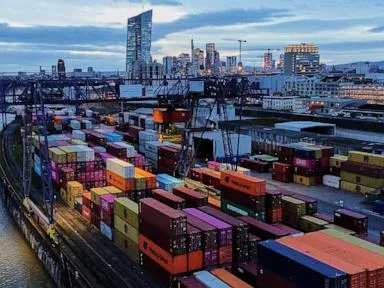  Judge rules companies are entitled to refunds for Trump tariffs overturned by the Supreme Court