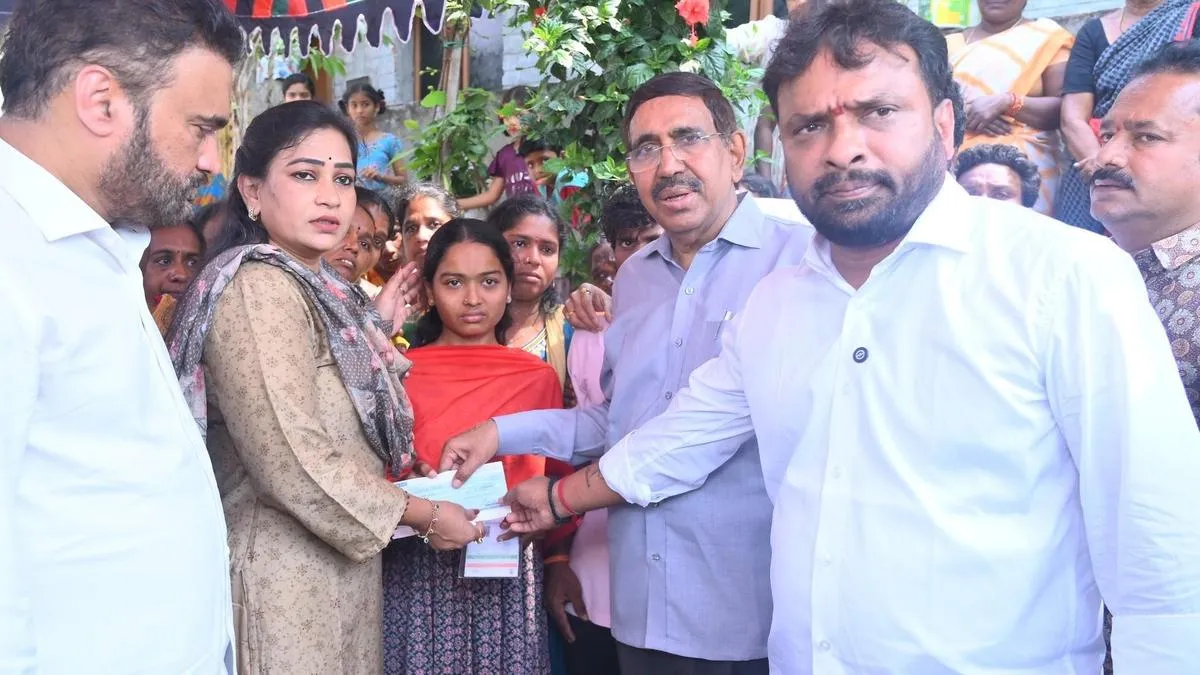 Kakinada blast: cracker unit owners employed workers, stored explosives beyond permissible level to supply for weddings, local festival