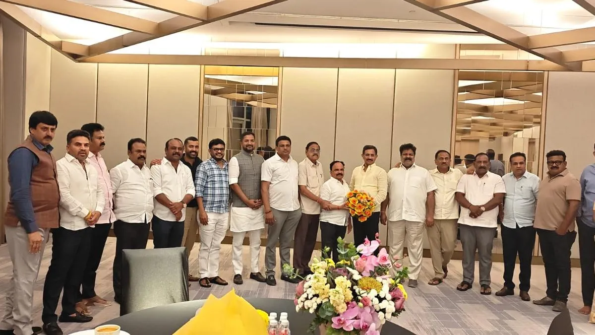 Karnataka leadership change: D.K. Shivakumar loyalists hold dinner meeting to lobby for his promotion to CM post