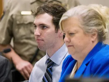  Lawyers for man accused of killing Charlie Kirk ask to delay preliminary hearing