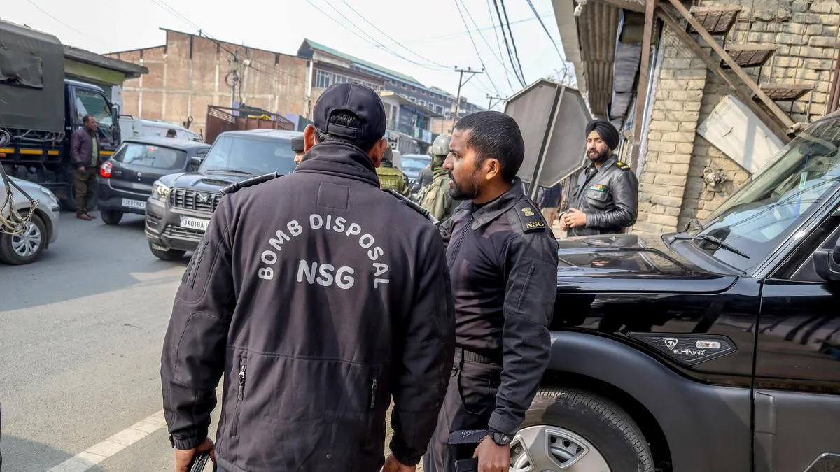 Live artillery shell found near LoC in Baramulla disposed: J&K Police