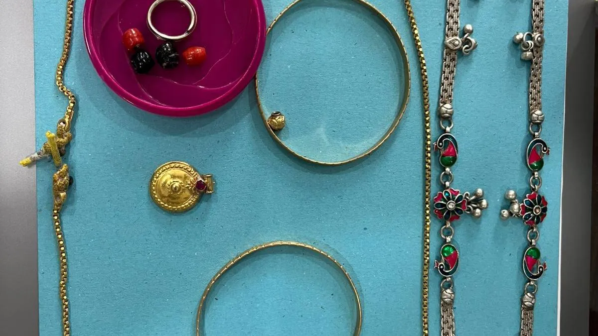 Miyapur police arrest hospital housekeeping staff in jewellery theft case