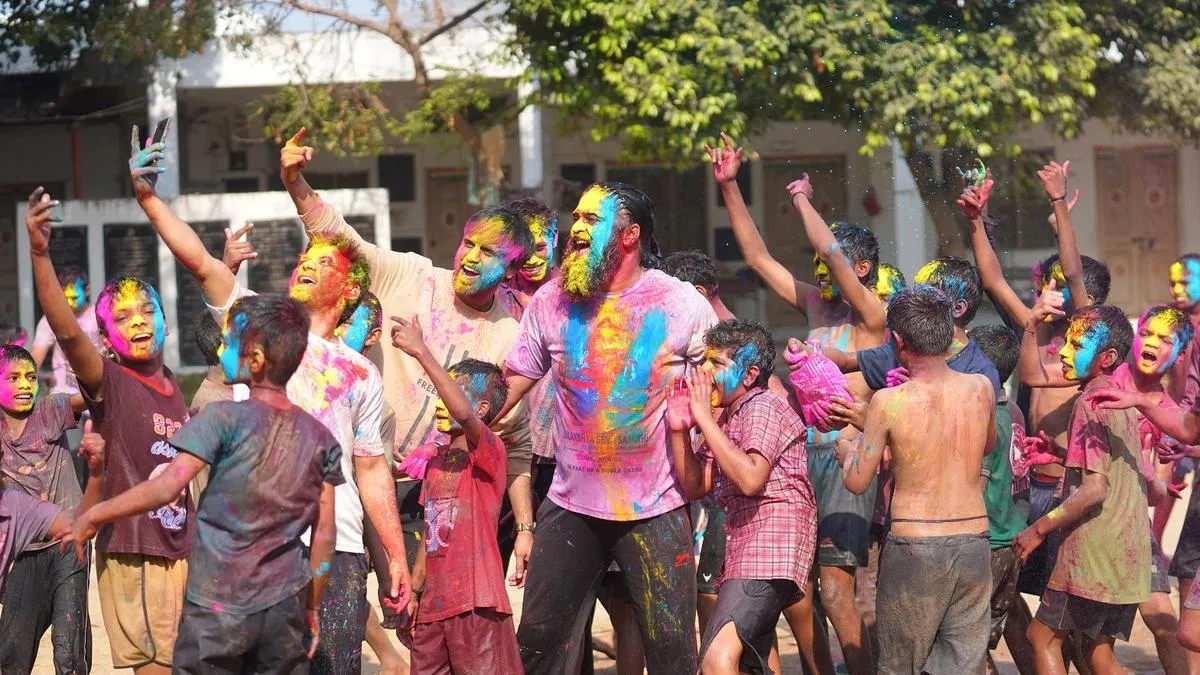 NGO celebrates eco-friendly Holi with less privileged children in Warangal