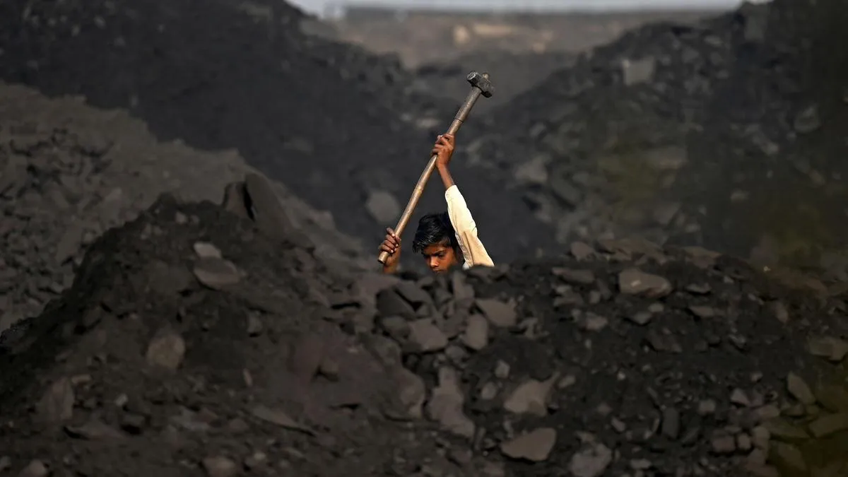 NGT issues notices to Centre, M.P. govt over clearances to Adani Group&rsquo;s coal block in Singrauli