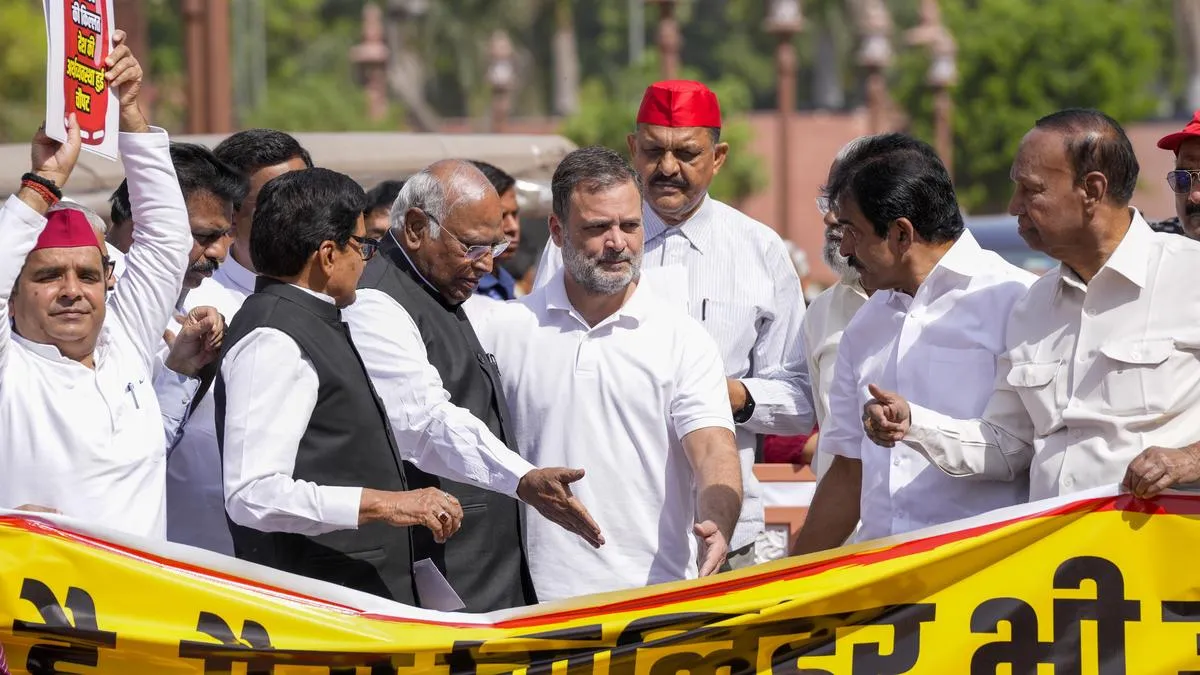 Opposition MPs protest in Parliament complex over shortage of commercial LPG cylinders
