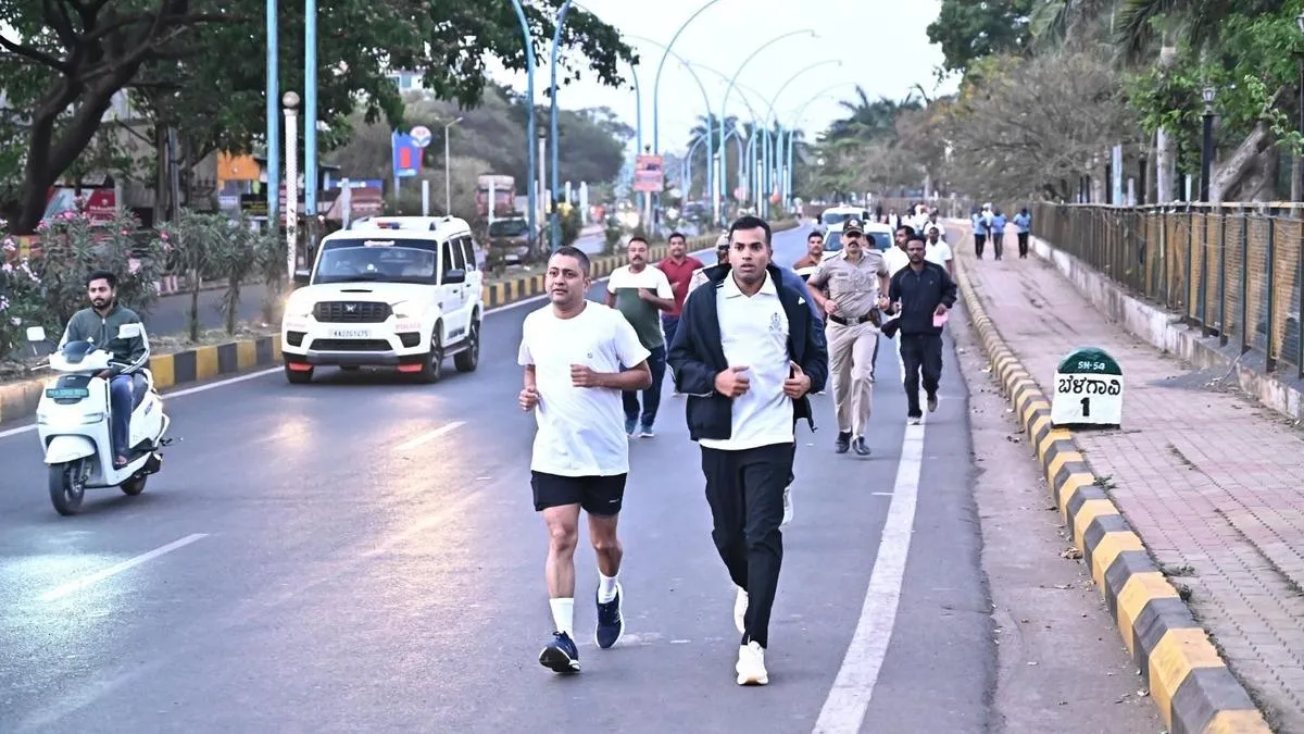 Police personnel, others take part in marathons in Belagavi, Vijayapura