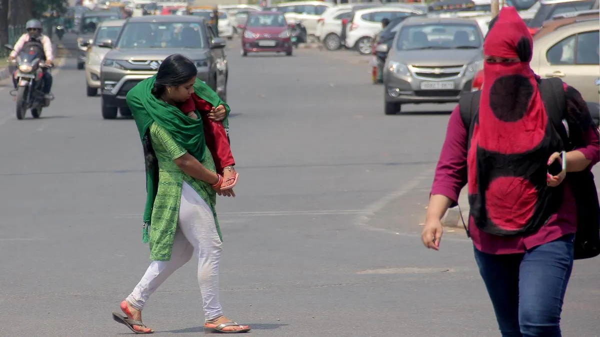 Several Maharashtra Cities Record Temperatures Above 40&deg;C; Rain and Thunderstorms Predicted from March 17
