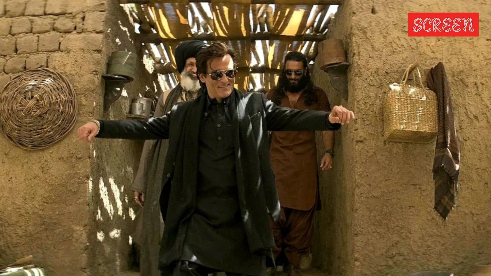 Shobhaa De calls Akshaye Khanna&rsquo;s Dhurandhar hype &lsquo;manipulative&rsquo;; says &lsquo;nobody asked Hrithik&rsquo; for his political stance