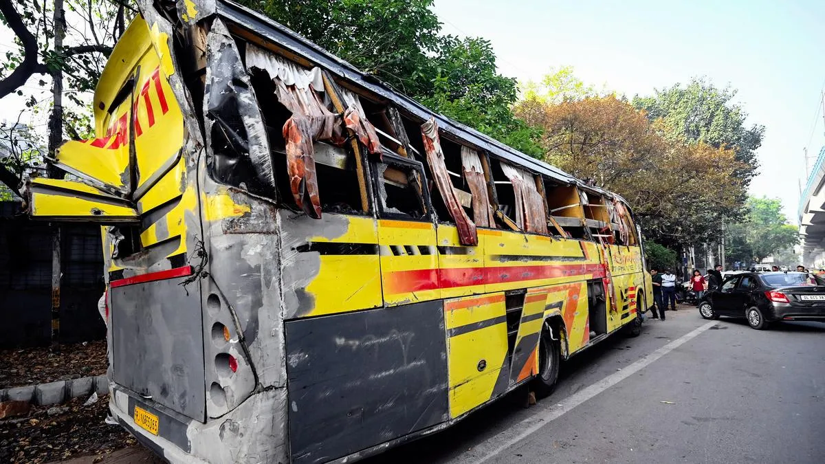 Sleeper bus overturns in Delhi&rsquo;s Karol Bagh; two killed, 23 injured