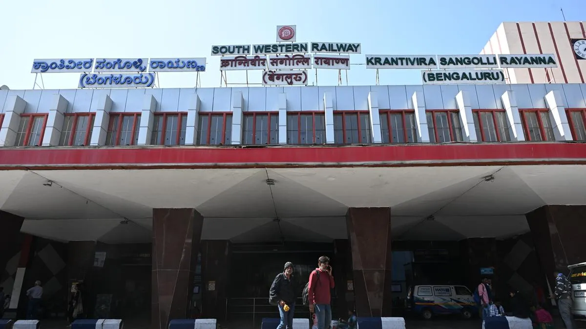 South Western Railway records best-ever freight loading in February