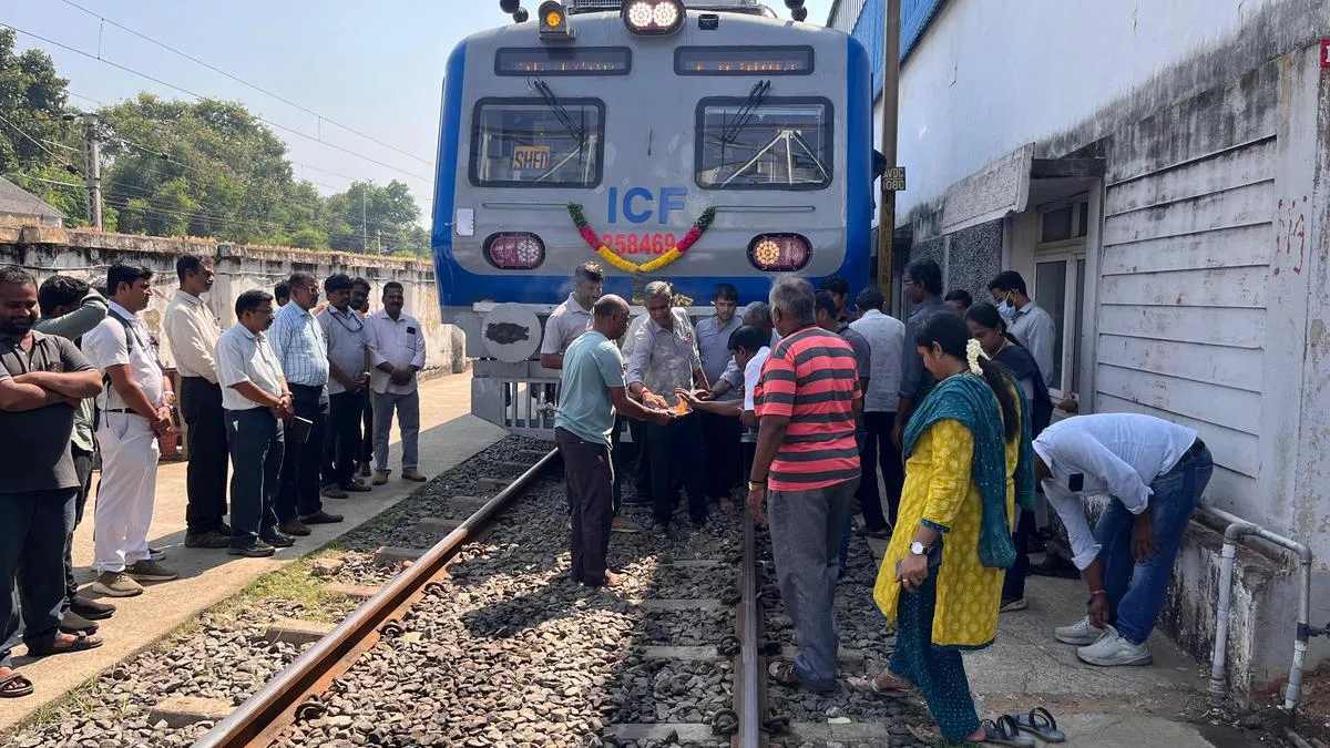 Southern Railway conducts trial run of AC suburban train on Chennai-Arakkonam section