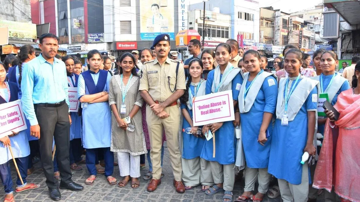 SP emphasises women&rsquo;s safety at a rally