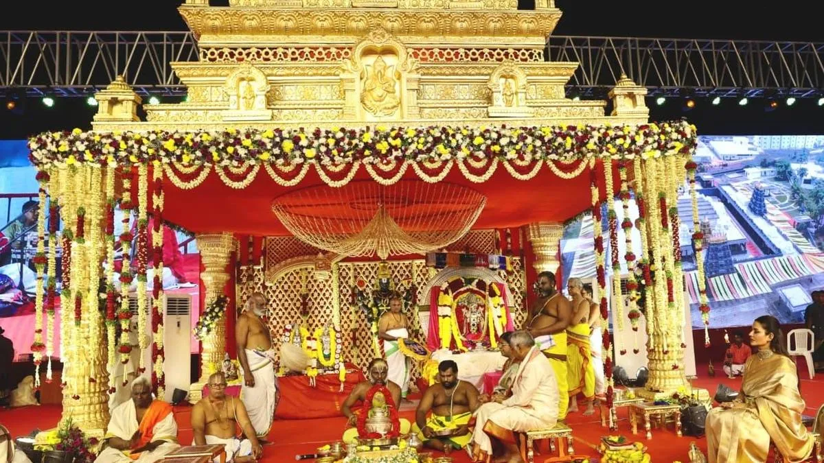 Srinivasa Kalyanam celebrated with grandeur in Vuyyuru