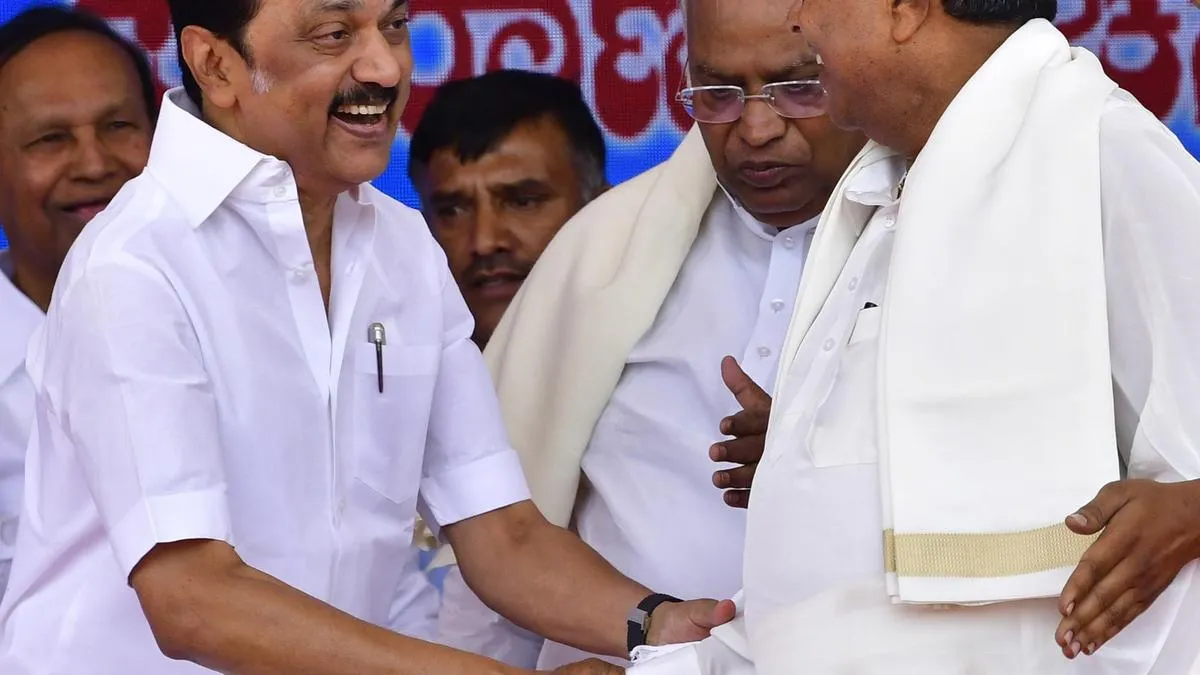 Stalin thanks Siddaramaiah for Karnataka&rsquo;s support to call for renewed national conversation on Union-State relations