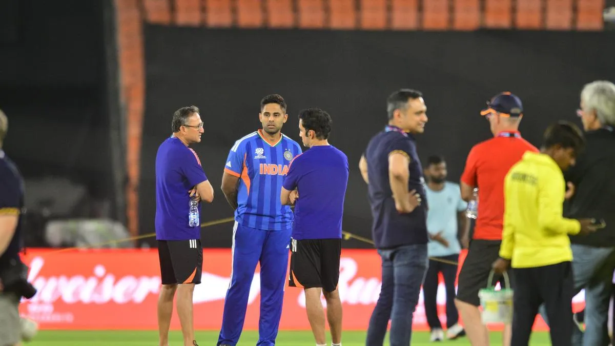 T20 World Cup final: Defending champion India chases glory against resurgent New Zealand