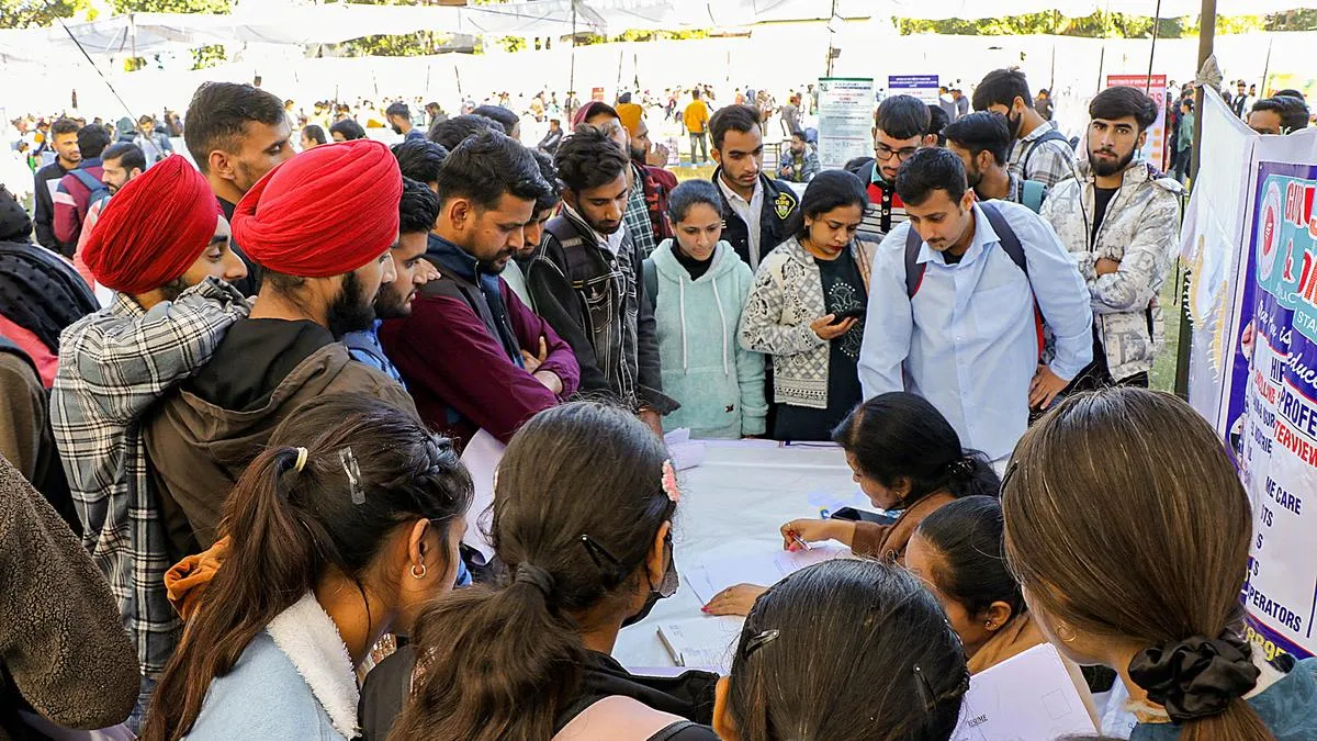 The crisis of unemployment in J&K