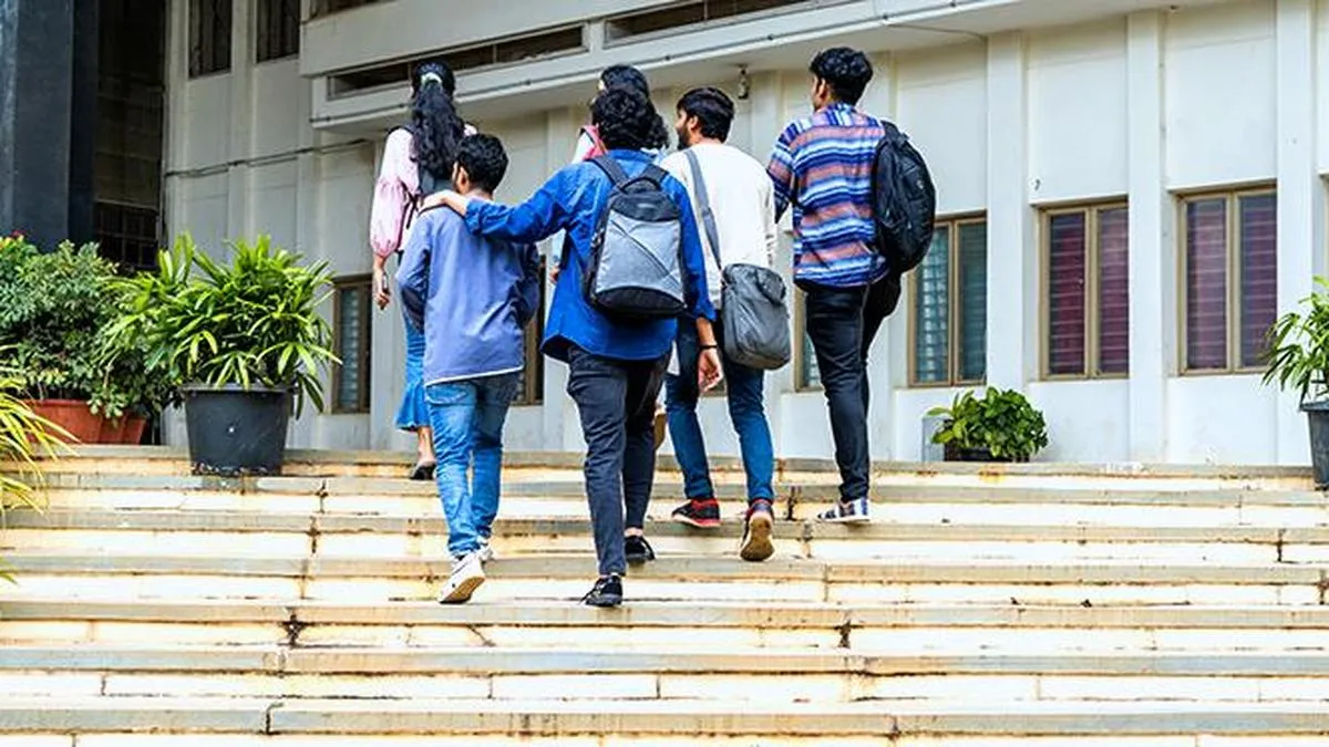 The rise of temporary teachers in West Bengal | Data - TownLive News