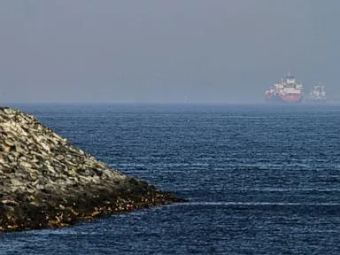  US-led task force tells ships to reroute on first day of new effort to reopen the Strait of Hormuz - TownLive News