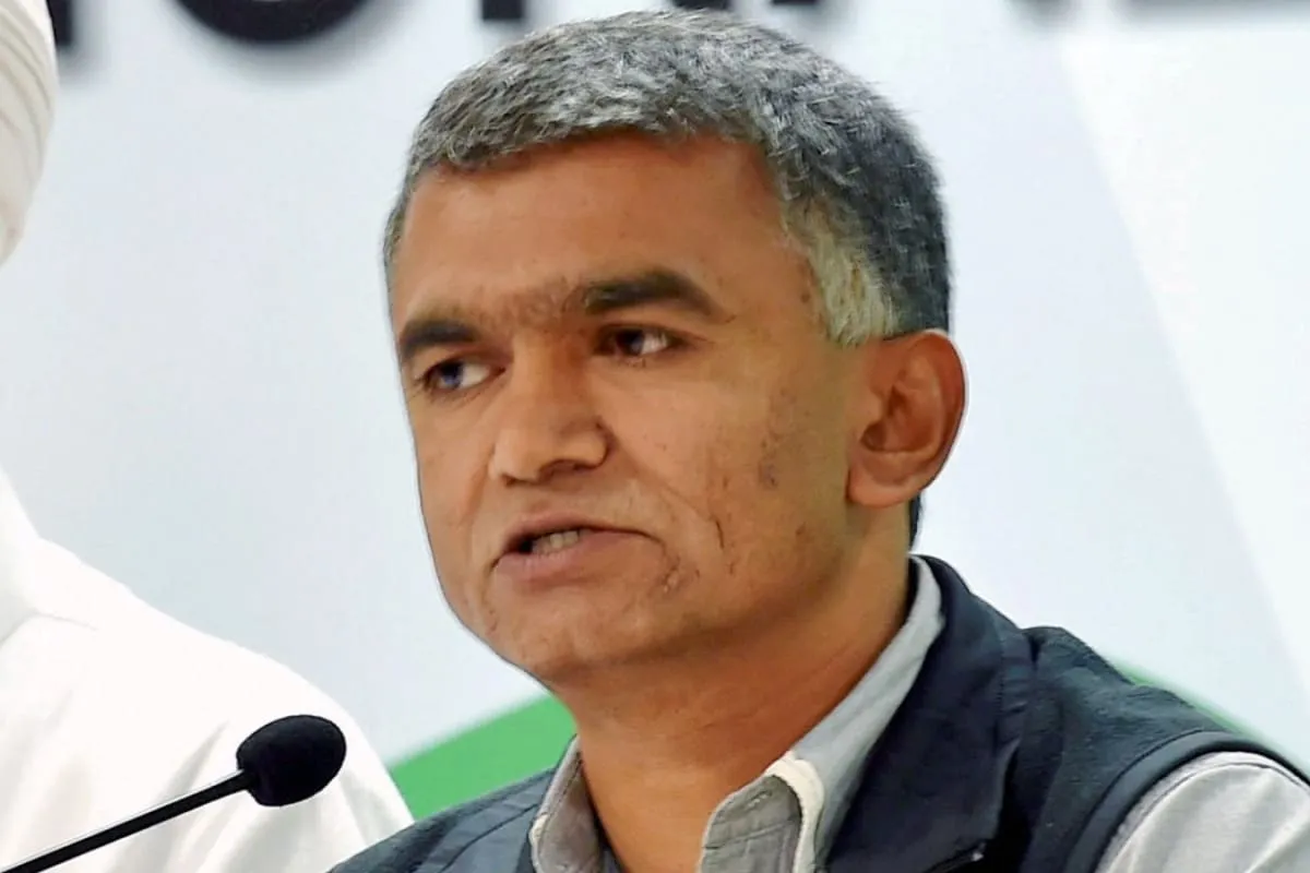 'What Happened To The 2015 Promise': BJP Targets Karnataka Govt Over New Land Pledge To Soldiers