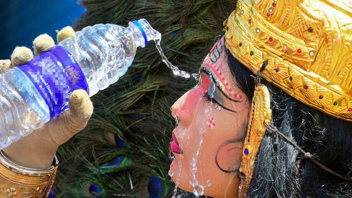 When art wilts under the sun