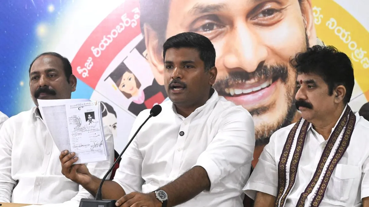 YSRCP leader alleges ₹100 cr. land scam involving Collector, demands CBI inquiry